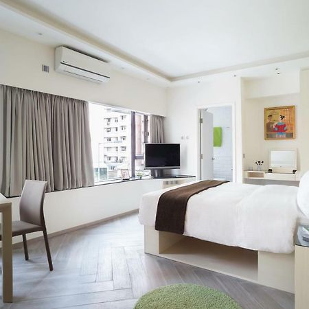Eaton Residences, Village Road Hong Kong Exterior foto