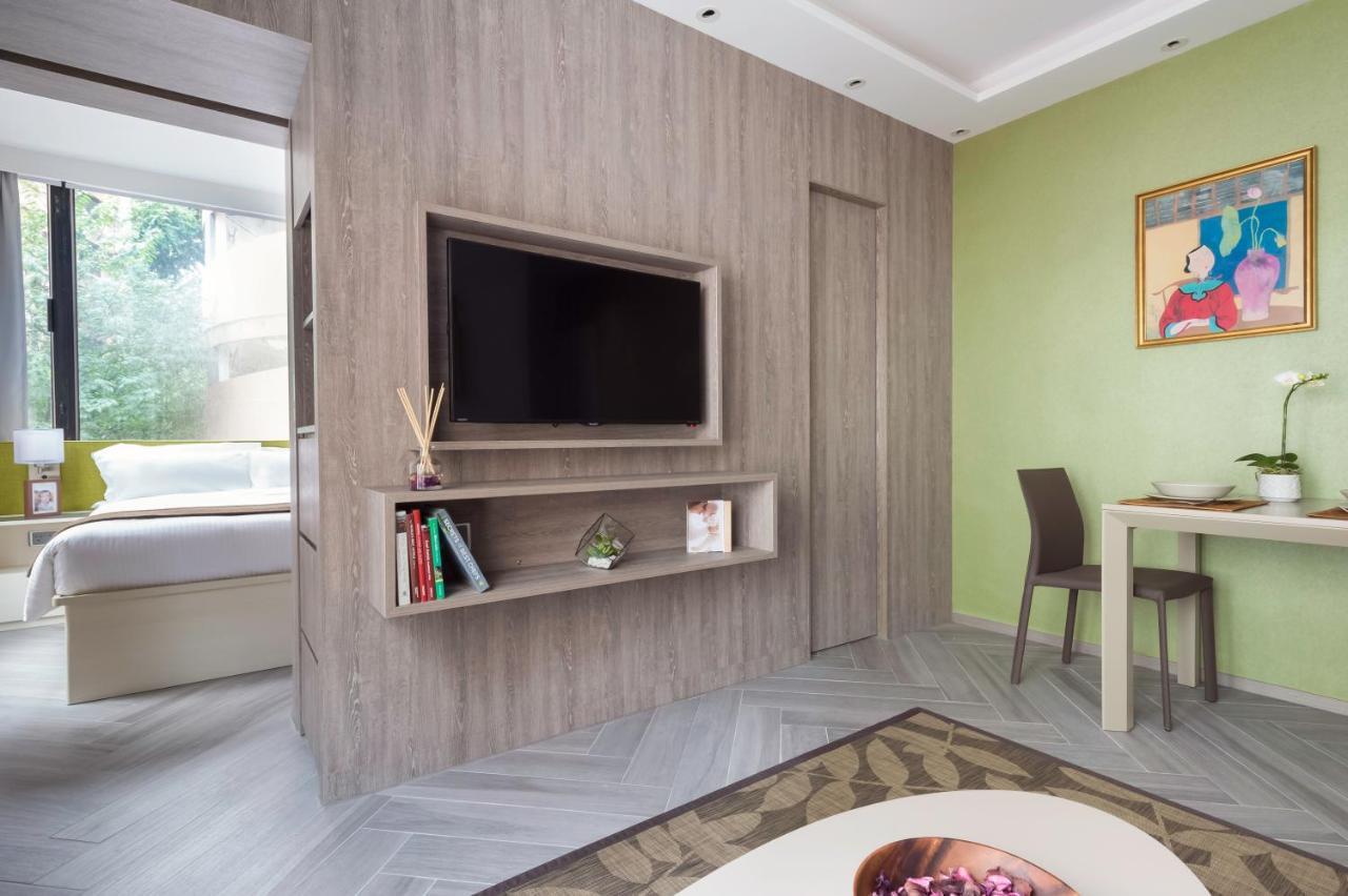 Eaton Residences, Village Road Hong Kong Exterior foto